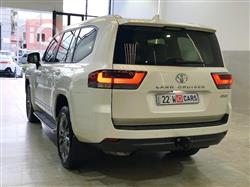 تويوتا لاندكروزر